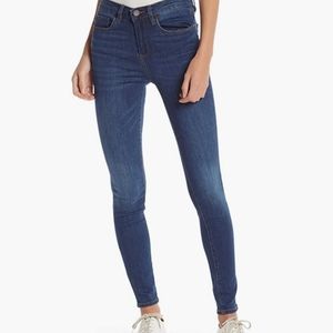 BlankNYC Skinny Jean 👖 with Tapered Leg and Clean Pockets, Size 30